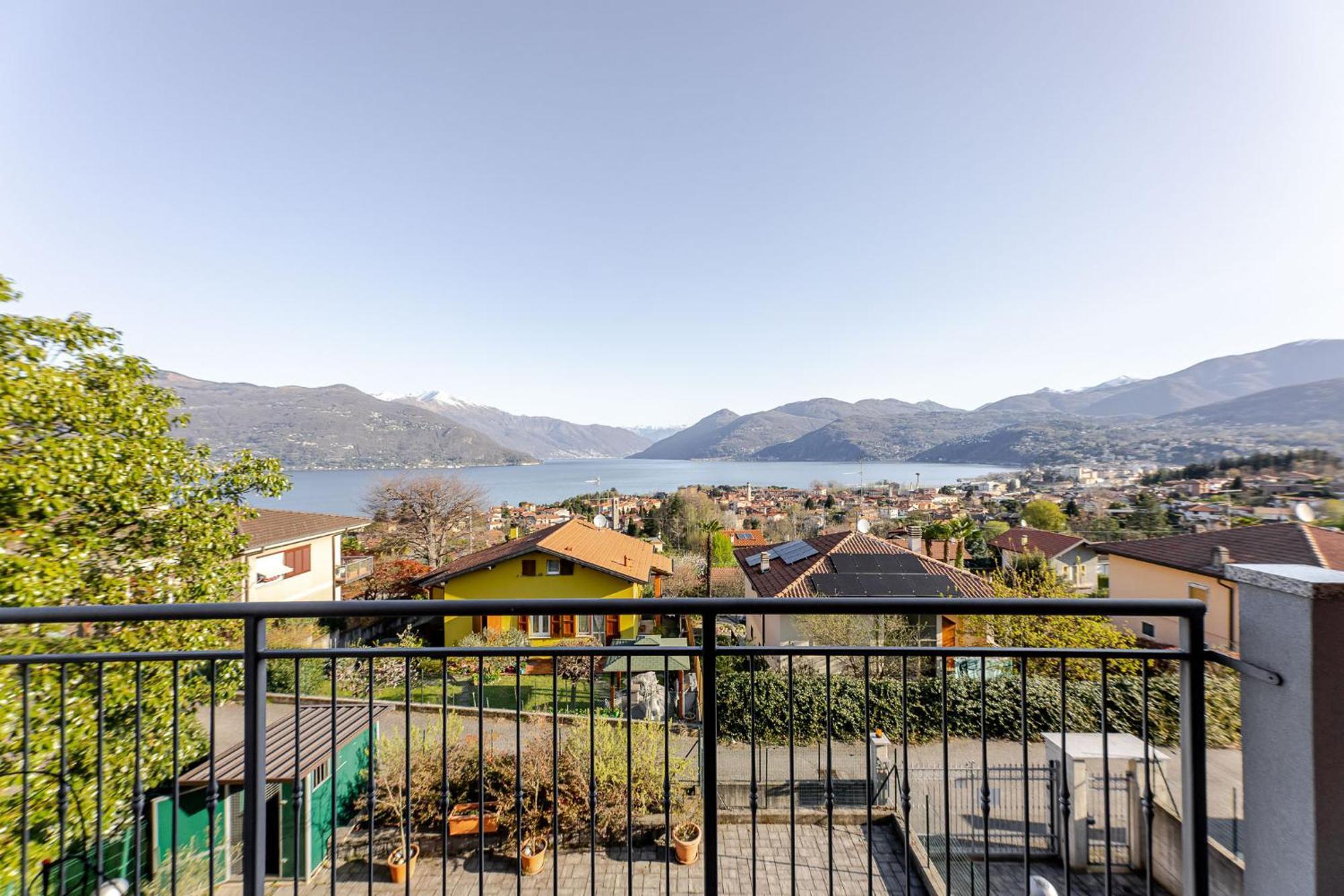 Casa Elena - Bella Vista Lago Apartment *
